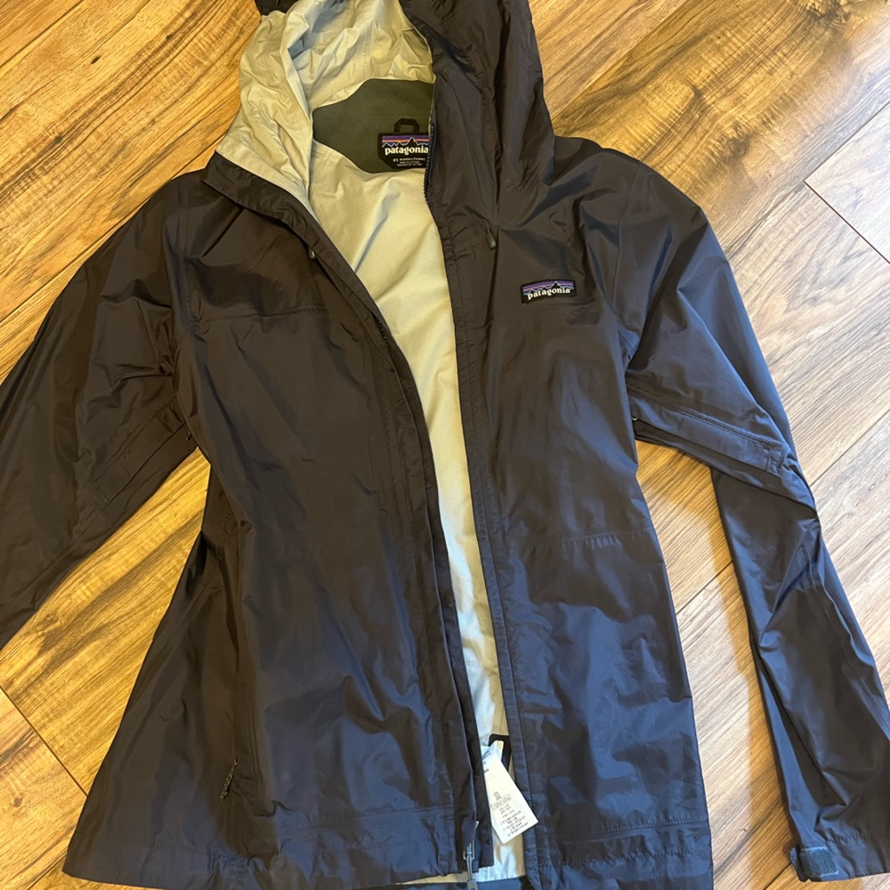 Patagonia torrentshell jacket